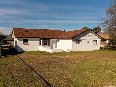 3105 Allister Dr, Pine Bluff, AR 71603 photo 4