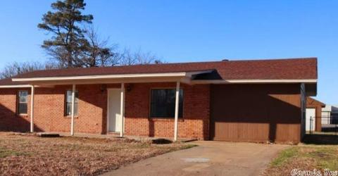 1250 3rd St, Trumann, AR 72472 photo 2