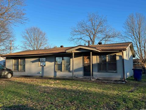 217 11th St, Marked Tree, AR 72365 photo 1