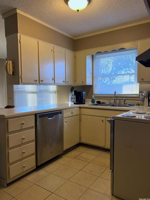 217 11th St, Marked Tree, AR 72365 photo 6