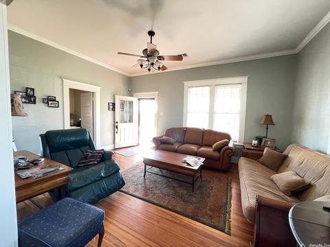 502 Bond St, Warren, AR 71671 photo 3