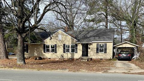 813 W 28th Ave, Pine Bluff, AR 71603 photo 1
