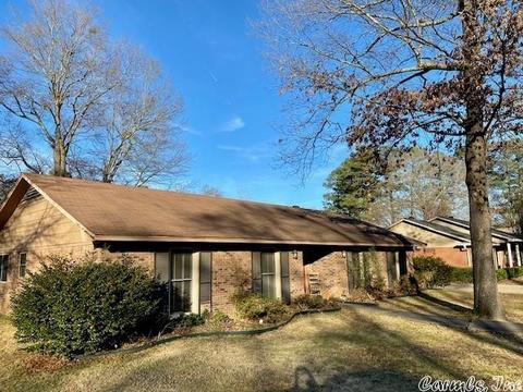 2601 Beau Monde St, Pine Bluff, AR 71603 photo 1