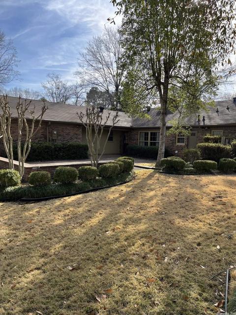 2303 Beau Monde St, Pine Bluff, AR 71603 photo 3