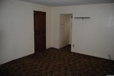 213 W Main St, Marshall, AR 72650 photo 4