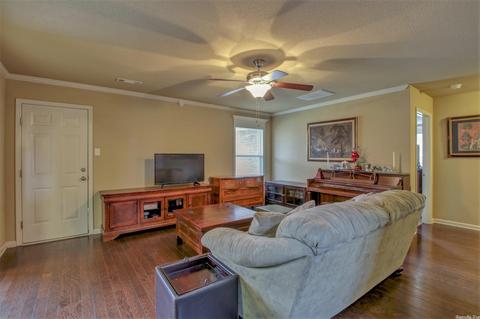 2840 Plateau Dr, Conway, AR 72032 photo 4
