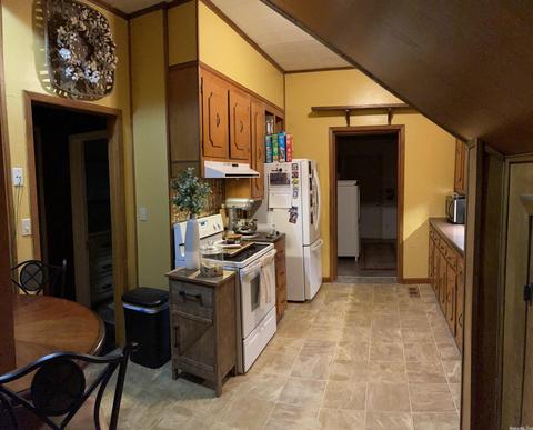 308 W Walnut St, Brinkley, AR 72021 photo 4
