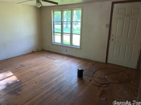 1407 Gray, Benton, AR 72015 photo 4
