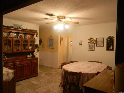 507 Green Meadows Dr, Pine Bluff, AR 71601 photo 13