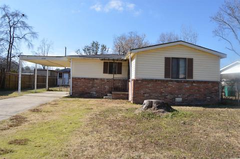 2602 Patricia St, Pine Bluff, AR 71603 photo 1