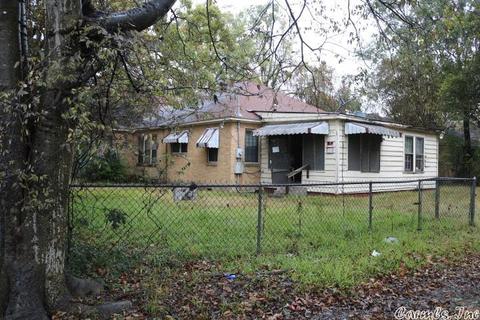 820 W 15th Ave, Pine Bluff, AR 71601 photo 4