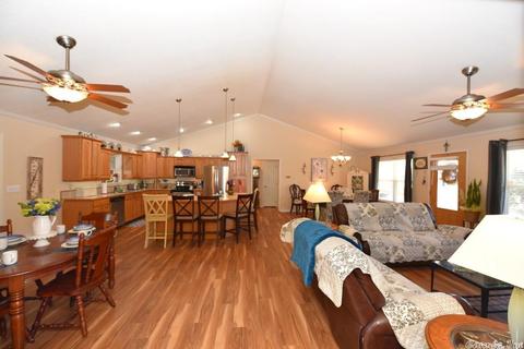 149 Burning Tree Rd, Greers Ferry, AR 72067 photo 8