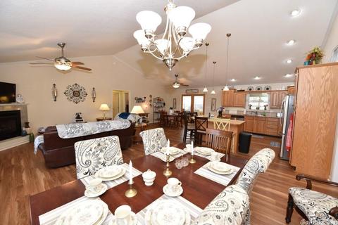 149 Burning Tree Rd, Greers Ferry, AR 72067 photo 4