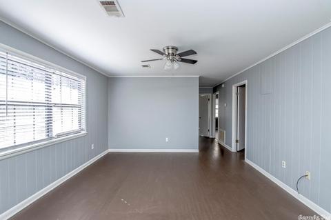 408 Angus, Conway, AR 72032 photo 11