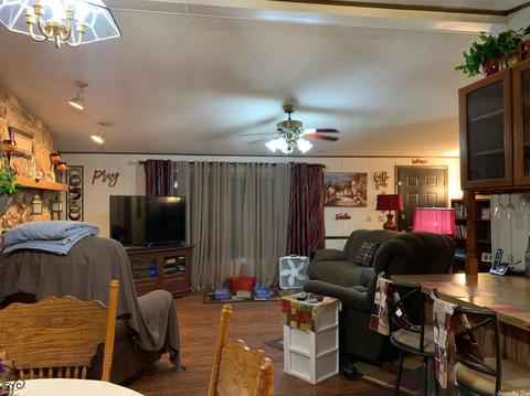 810 Troutman, Benton, AR 72015 photo 8