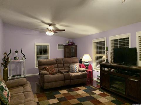 810 Troutman, Benton, AR 72015 photo 19