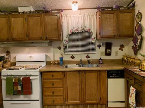 810 Troutman, Benton, AR 72015 photo 12