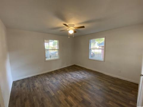 225 Birch St, Trumann, AR 72472 photo 4
