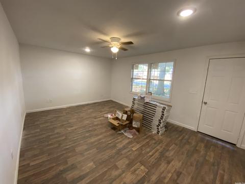 225 Birch St, Trumann, AR 72472 photo 3