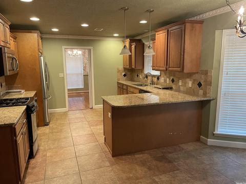 319 E 4th St, Lonoke, AR 72086 photo 29