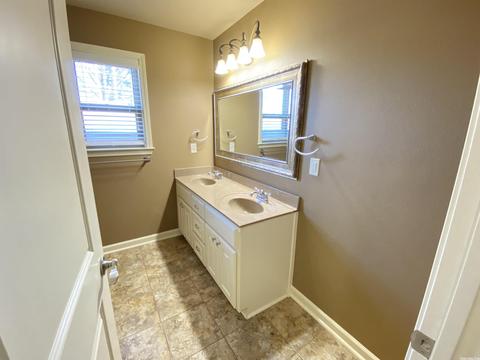 2 Jared Ln, Conway, AR 72032 photo 13