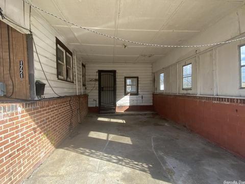 1721 Florida St, Pine Bluff, AR 71601 photo 4
