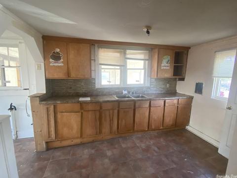 1721 Florida St, Pine Bluff, AR 71601 photo 10