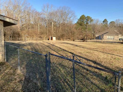 3719 Hillcrest, Pine Bluff, AR 71603 photo 2