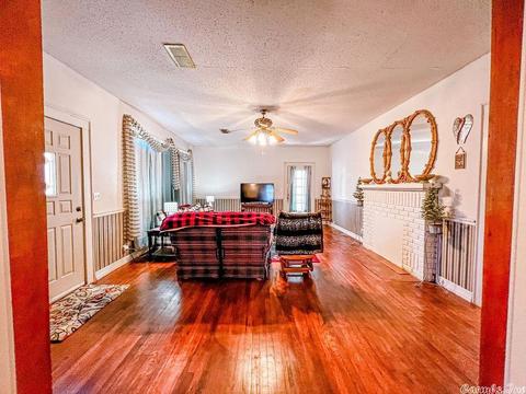 807 W Center St, Beebe, AR 72012 photo 29