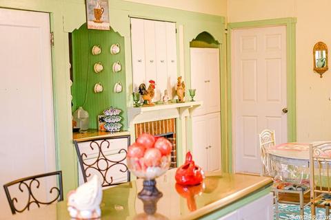 807 W Center St, Beebe, AR 72012 photo 8