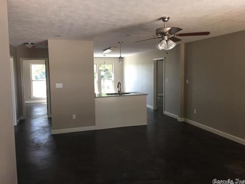 11 7th St, Greenbrier, AR 72058 photo 2