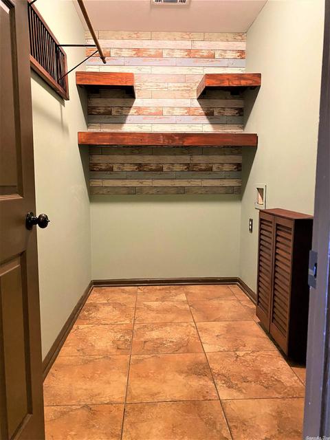 879 Montclair St, Benton, AR 72015 photo 2