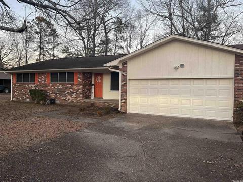 3305 Scenic Dr, Pine Bluff, AR 71603 photo 1
