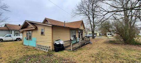 905 S Third St, Mena, AR 71953 photo 6