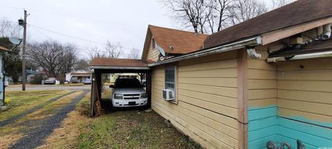 905 S Third St, Mena, AR 71953 photo 3