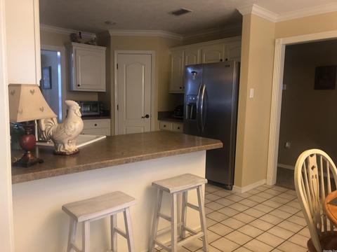 3185 Cleburne Cove Cv, Conway, AR 72034 photo 2