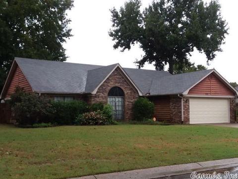 815 Drake Dr, Conway, AR 72034 photo 1