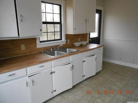 1015 E Mill St, Malvern, AR 72104 photo 7