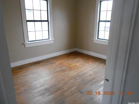 1015 E Mill St, Malvern, AR 72104 photo 4