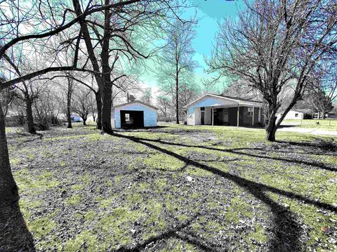 761 E Poplar, Piggott, AR 72454 photo 9