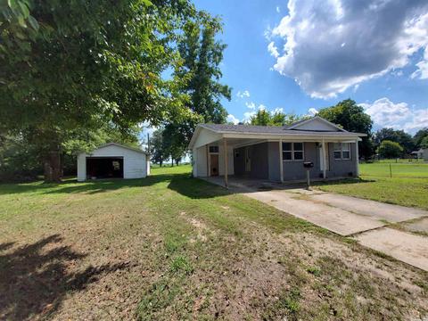 761 E Poplar, Piggott, AR 72454 photo 4