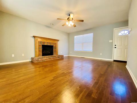 1206 River Oaks Dr, Benton, AR 72019 photo 4