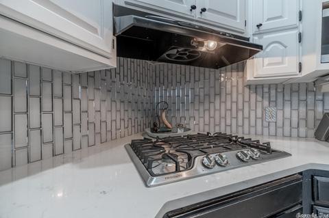 2425 Tj Dr, Conway, AR 72034 photo 9