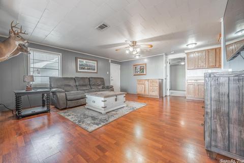 107 Speaker St, Conway, AR 72032 photo 4