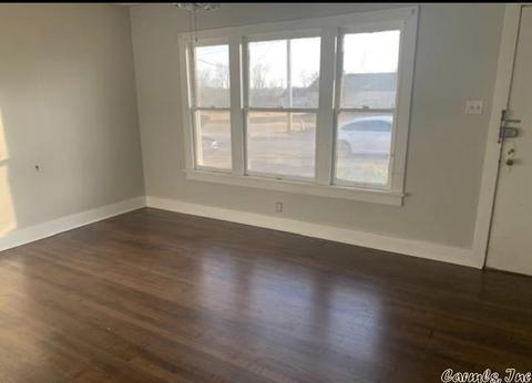 913 W Hazel, Benton, AR 72015 photo 2