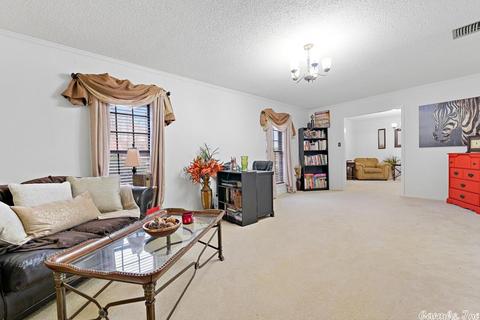6101 Timber Ridge Dr, Pine Bluff, AR 71603 photo 2
