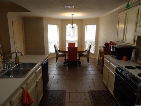 1830 Drury Ln, Conway, AR 72034 photo 2