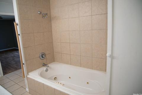 1 Greenbrier Ln, Conway, AR 72032 photo 12
