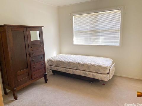 2209 W 37th, Pine Bluff, AR 71603 photo 9