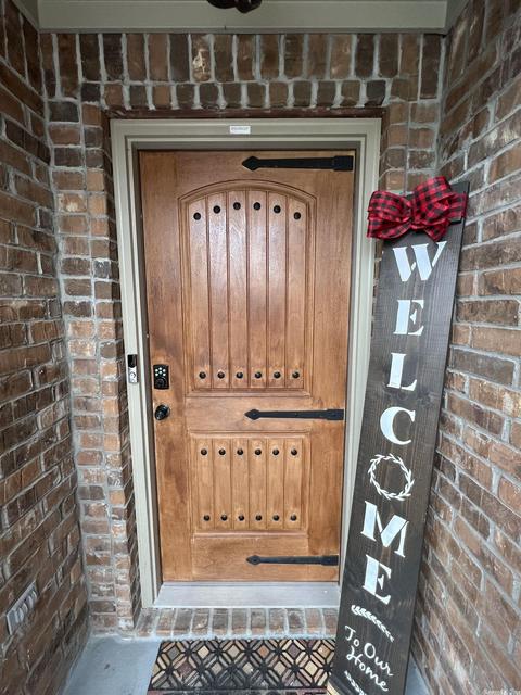 306 Merril Dr, Benton, AR 72015 photo 2